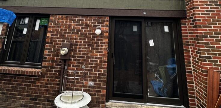 Thumbnail post Black Windows and Doors Installation for Modern Brick House. Ottawa, November 2024.