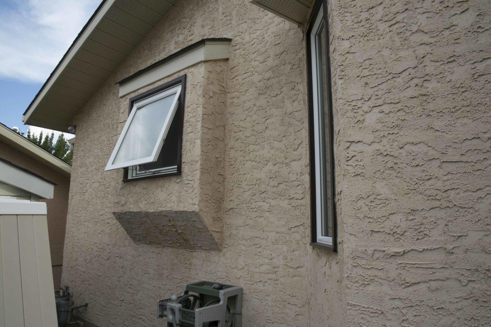 Awning Windows In Winnipeg