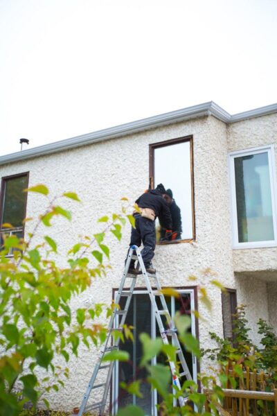 There are two main types of window installation: full-frame and retrofit replacement.