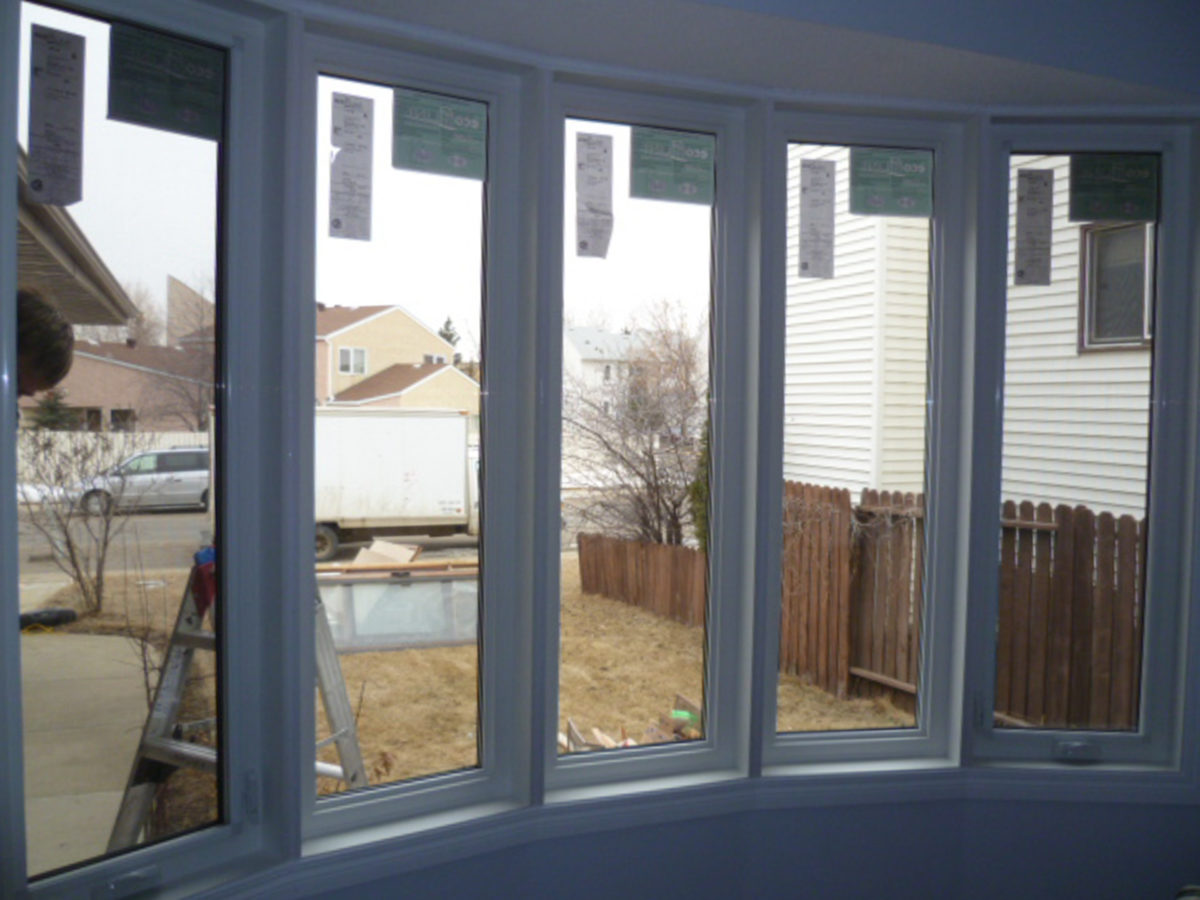 bow window living room interior