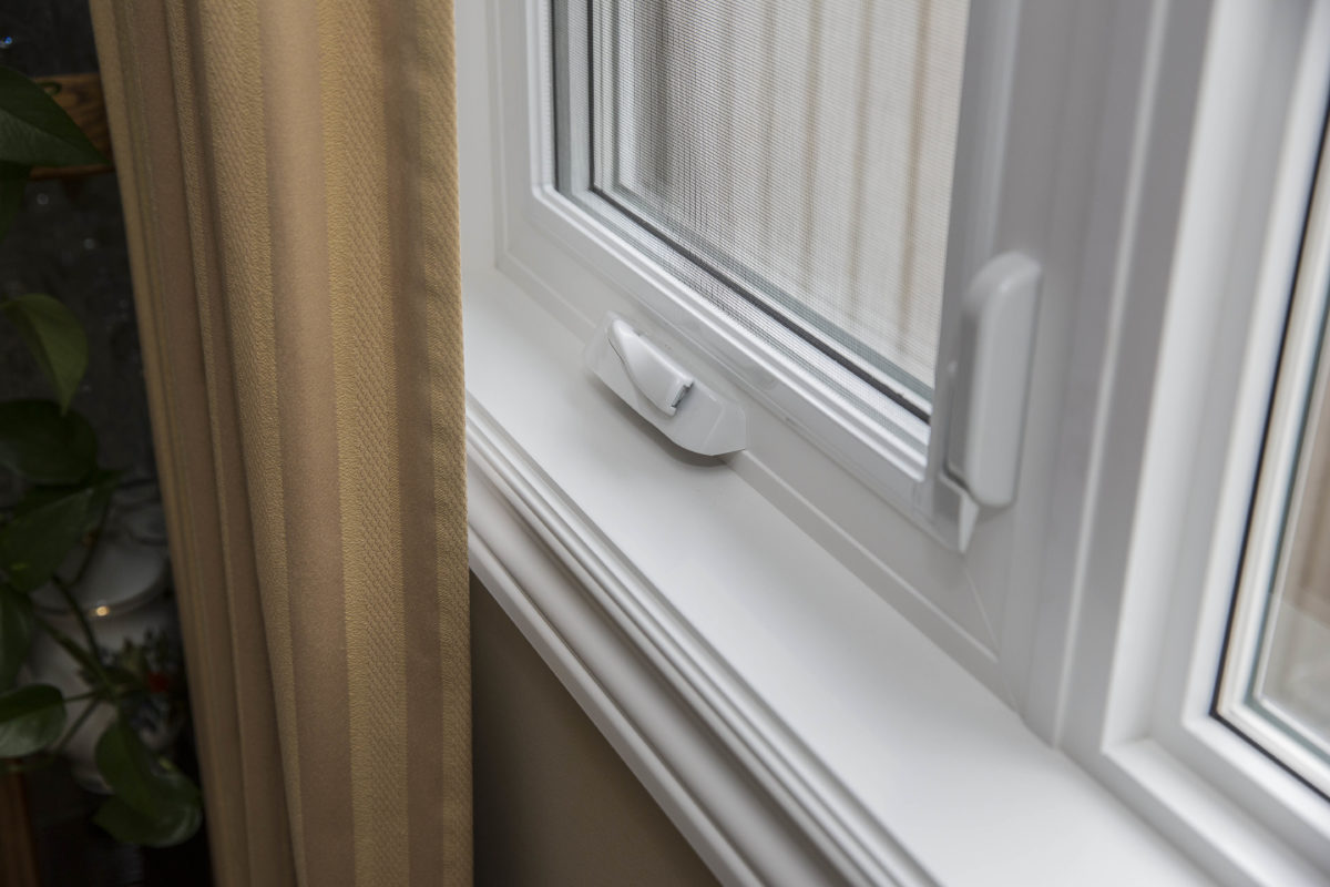 casement-picture combination window