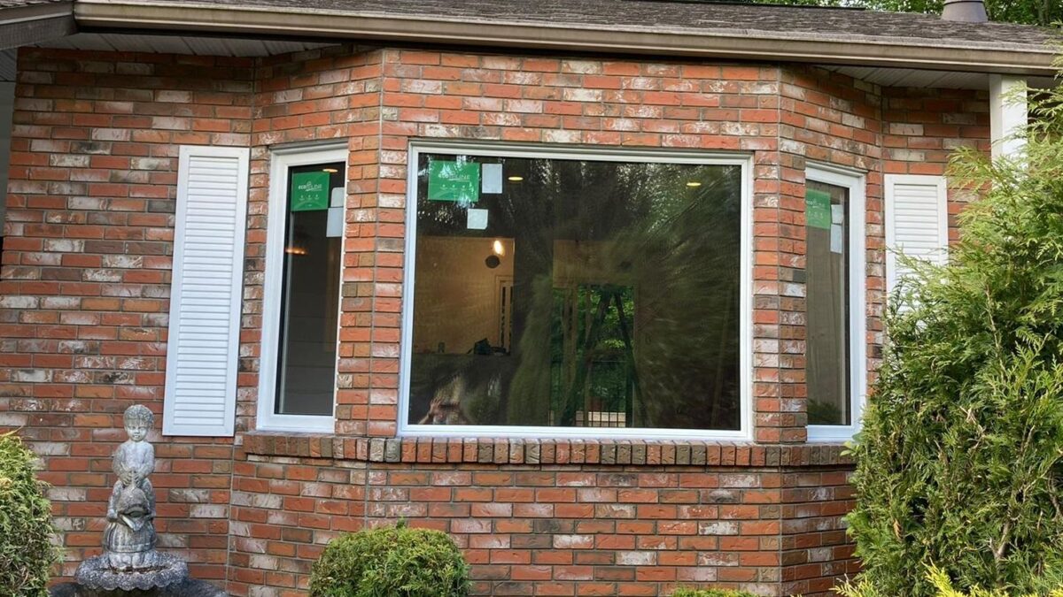 Bay Window in Abbotsford